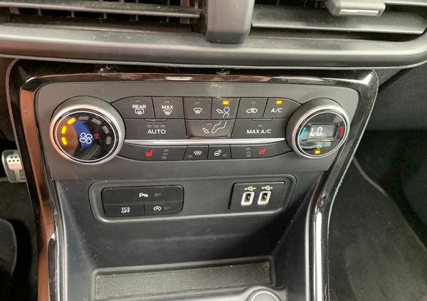 Ford EcoSport cena 62500 przebieg: 64000, rok produkcji 2018 z Dobrzany małe 277